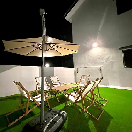 Entire Vacation Home With Landscape Garden Sitiawan Exterior photo