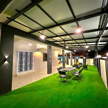 Entire Vacation Home With Landscape Garden Sitiawan Exterior photo