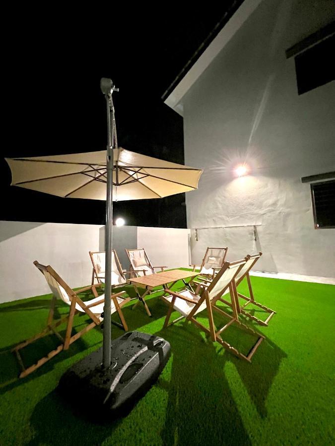 Entire Vacation With Landscape Garden Apartment *