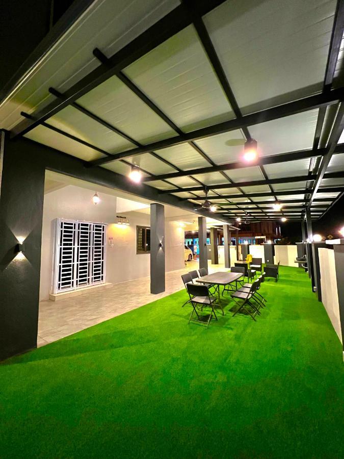 Apartment Entire Vacation With Landscape Garden Sitiawan